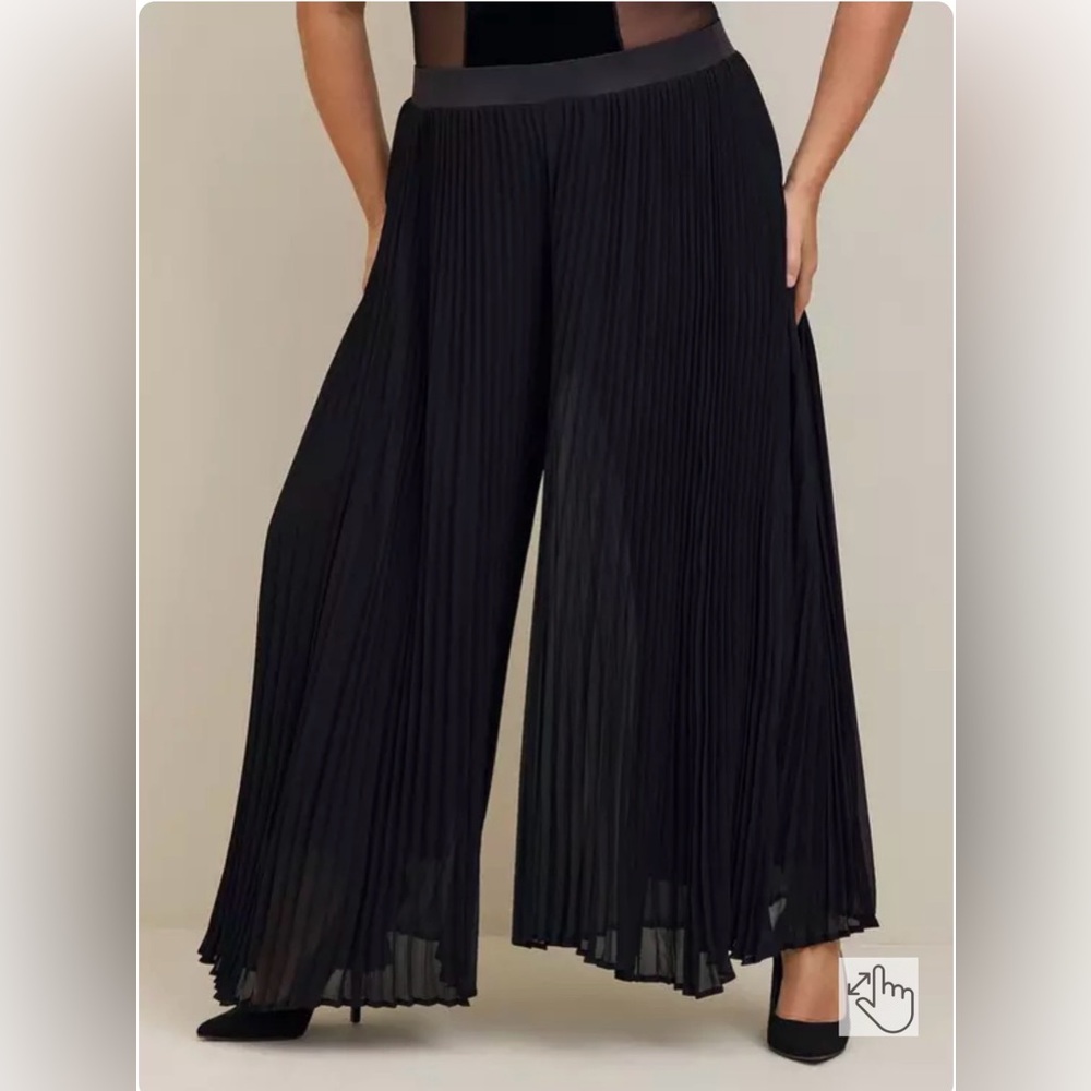 Torrid Pull-On Wide-Leg Chiffon High-Rise accordion pleat pants black 2 2X